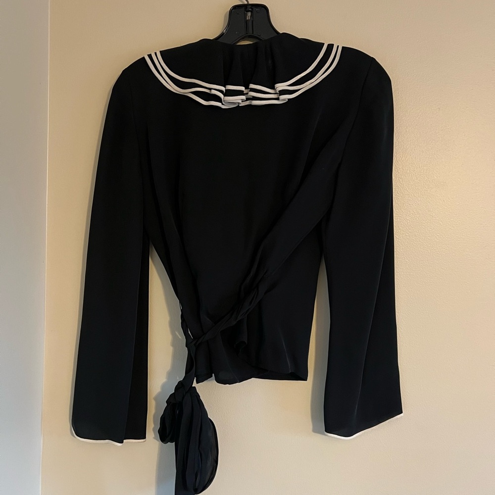 Dana Buchman Black Wrap Blouse Size: 6 Petite MSRP: $125.00 - Picture 2 of 6